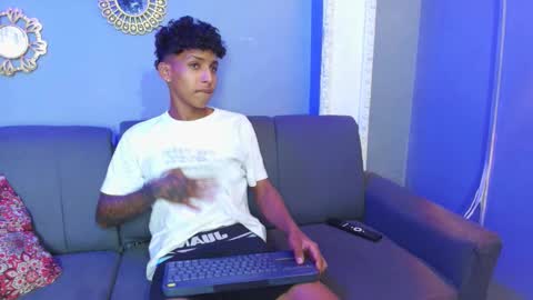 Snapshot of noah_smith77 chatting on 27, 2, 2026 NOAH SMITH online show from 27, 2, 2026