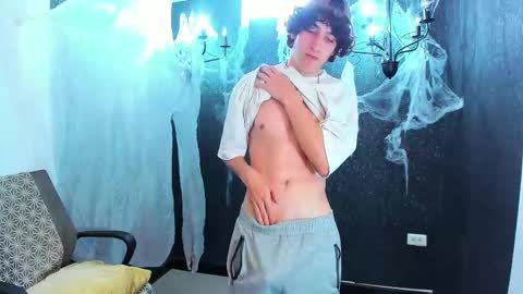 noah_sokolov online show from 16, 10, 2025