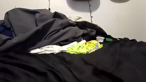 Noah Wesley online show from 4, 12, 2024