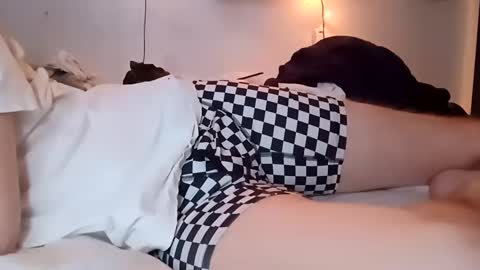 Noah Wesley online show from 10, 1, 2025