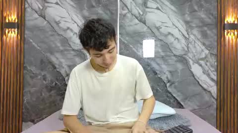 Snapshot of noahwalker__ chatting on 14, 7, 2026 online show from 14, 7, 2026