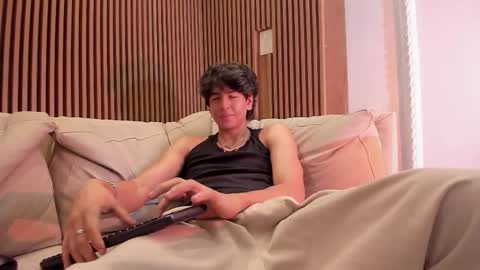 noahx_valko online show from 18, 12, 2025