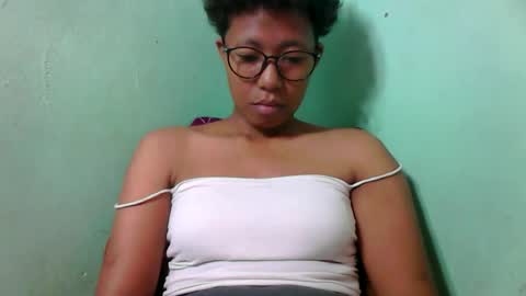 noella711128 online show from 14, 10, 2025