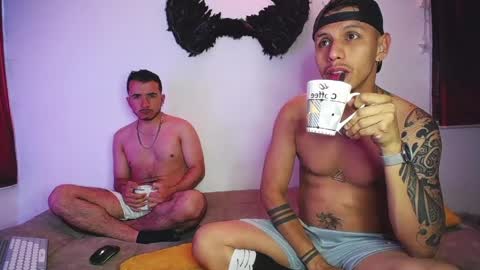 Snapshot of noha_and_iam1 chatting on 20, 4, 2026 noha_and_iam1 online show from 20, 4, 2026