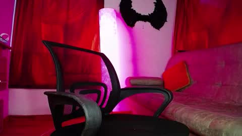 Noha Lux online show from 30, 11, 2025