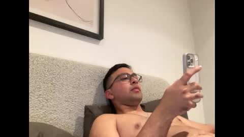 Snapshot of nohal_kurt chatting on 7, 10, 2025 CollegeBoyHot online show from 7, 10, 2025