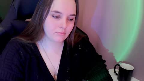 noir_ember_ online show from 3, 2, 2026