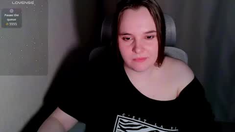 noir_ember_ online show from 28, 7, 2026