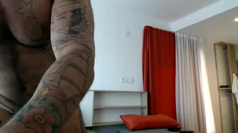 Snapshot of noisyx1976 chatting on 10, 5, 2026 Im here enjoy online show from 10, 5, 2026