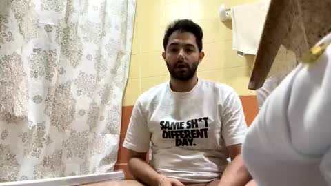 Snapshot of noor771 chatting on 5, 11, 2025 noor771 online show from 5, 11, 2025