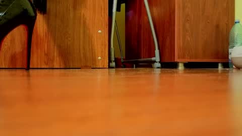 QueenManifest online show from 25, 4, 2026