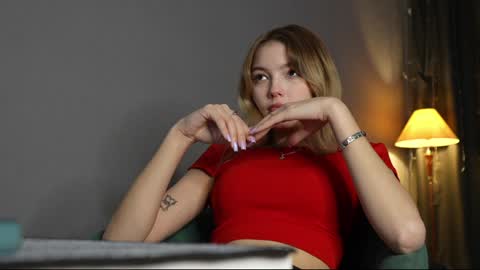 Snapshot of norakiso chatting on 4, 2, 2025 Eva online show from 4, 2, 2025