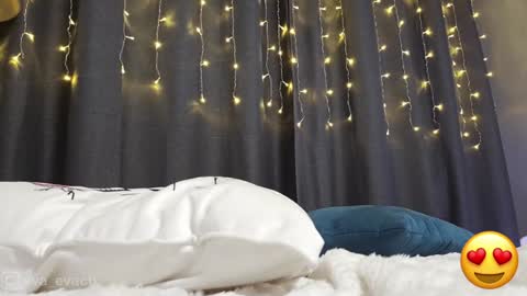 Snapshot of norakiso chatting on 8, 2, 2025 Eva online show from 8, 2, 2025