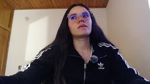 Snapshot of noreen_ chatting on 3, 6, 2026 noreen_ online show from 3, 6, 2026