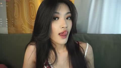 Snapshot of noreenbeckey chatting on 11, 9, 2025 Nore online show from 11, 9, 2025