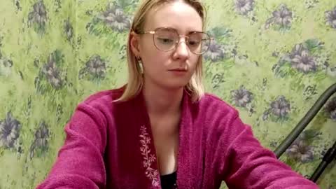 Lola online show from 23, 10, 2025