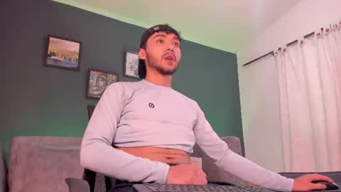 norman_big_cock online show from 10, 6, 2026