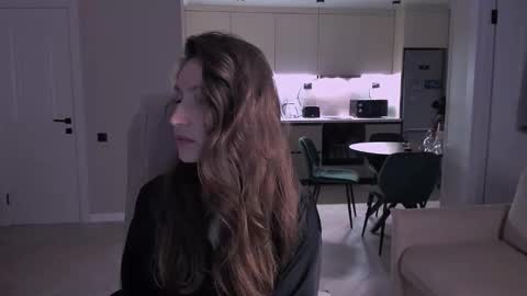 Hazel online show from 1, 10, 2025