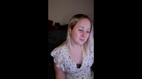 Snapshot of not_nakedcat chatting on 1, 10, 2025 hi glad to chat online show from 1, 10, 2025