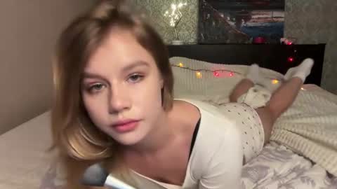Snapshot of nothing_freya chatting on 6, 8, 2026 nothing_freya online show from 6, 8, 2026