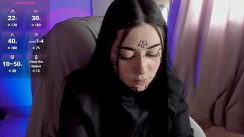 Snapshot of nova_gara chatting on 21, 10, 2025 s online show from 21, 10, 2025