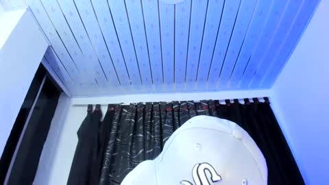 Snapshot of nova_sex1 chatting on 10, 12, 2024 nova online show from 10, 12, 2024
