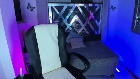 Snapshot of nova_sex1 chatting on 20, 5, 2026 nova online show from 20, 5, 2026