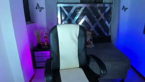 Snapshot of nova_sex1 chatting on 17, 7, 2026 nova online show from 17, 7, 2026