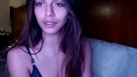 novalovelle online show from 2, 3, 2026