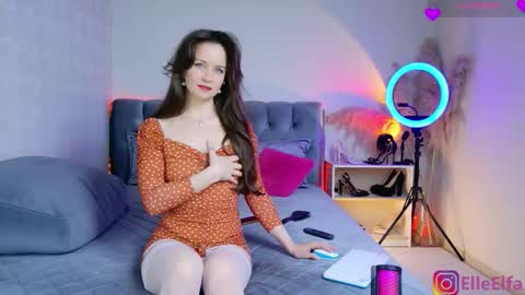 ElfaElle Im online .Wednesday Thursday Friday Saturday Sunday from 10pm to 2am  GMT3 online show from 3, 10, 2025