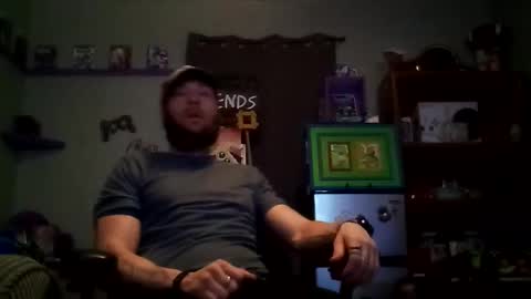 Awwwww Hey Sweetie Pies. Welcome To The Sweetie Pie Lounge. Enjoy The Dad-Cast. SweetCorny Fun-loving Dad Talk. online show from 12, 2, 2025