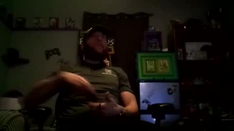 Awwwww Hey Sweetie Pies. Welcome To The Sweetie Pie Lounge. Enjoy The Dad-Cast. SweetCorny Fun-loving Dad Talk. online show from 17, 2, 2025