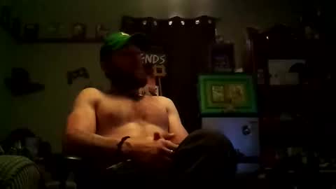 Awwwww Hey Sweetie Pies. Welcome To The Sweetie Pie Lounge. Enjoy The Dad-Cast. SweetCorny Fun-loving Dad Talk. online show from 20, 2, 2025