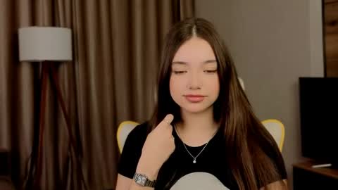 Snapshot of nutshellz chatting on 30, 5, 2026 Rachel online show from 30, 5, 2026