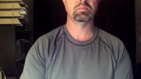 nvrenuff1979 online show from 23, 10, 2025