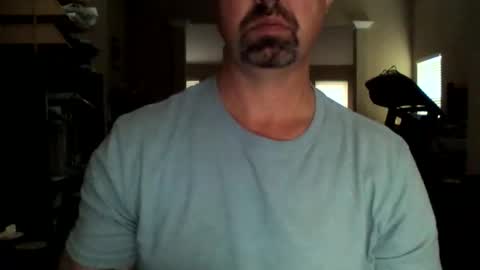 nvrenuff1979 online show from 22, 2, 2026