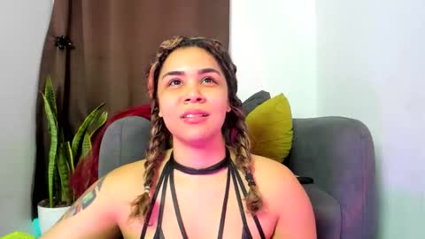 Snapshot of nyalgasai1 chatting on 28, 5, 2026 Nia online show from 28, 5, 2026