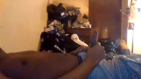 Snapshot of nycguy271 chatting on 23, 11, 2025 nycguy271 online show from 23, 11, 2025