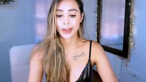 Snapshot of nycole_1988 chatting on 21, 9, 2025 Nycole online show from 21, 9, 2025