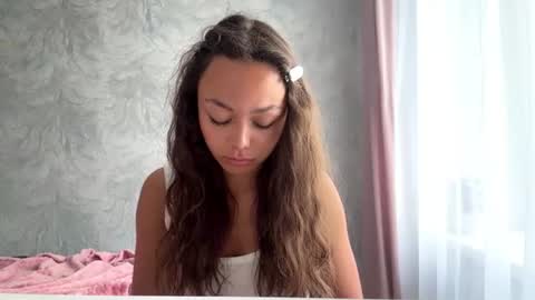 Elly online show from 26, 6, 2026