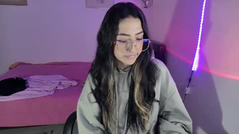 Snapshot of nymph_frida chatting on 7, 2, 2025 Frida online show from 7, 2, 2025