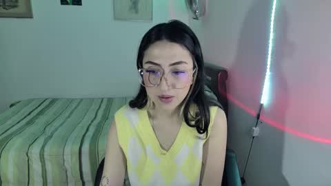 Snapshot of nymph_frida chatting on 12, 2, 2025 Frida online show from 12, 2, 2025