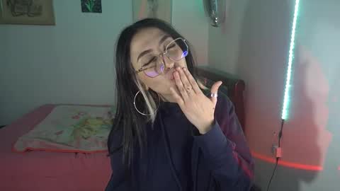 Snapshot of nymph_frida chatting on 7, 10, 2025 Frida online show from 7, 10, 2025