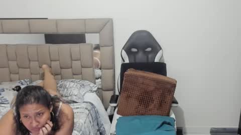 Snapshot of nyomi_browm chatting on 18, 1, 2025 nyomi browm online show from 18, 1, 2025