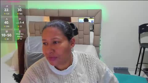 Snapshot of nyomi_browm chatting on 24, 10, 2025 nyomi browm online show from 24, 10, 2025