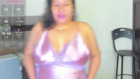 Snapshot of nyomi_browm chatting on 27, 11, 2025 nyomi browm online show from 27, 11, 2025