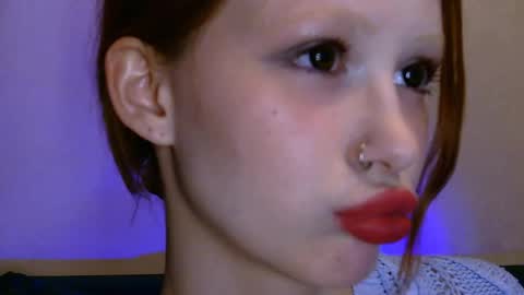 Snapshot of nyra_thira chatting on 24, 4, 2026 nyra_thira online show from 24, 4, 2026