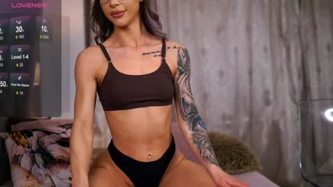 nyrobinova online show from 22, 12, 2024