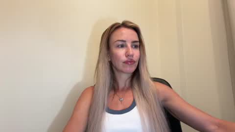 Snapshot of nyxelia_ chatting on 22, 6, 2026 Anastasia online show from 22, 6, 2026