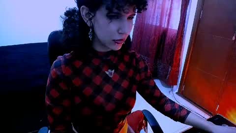 Nyxxei online show from 21, 4, 2026